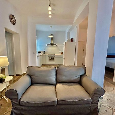 Acogedor Apt 8Pax 4Bdr 2Bth - Cozyhomesevilla1 מראה חיצוני תמונה