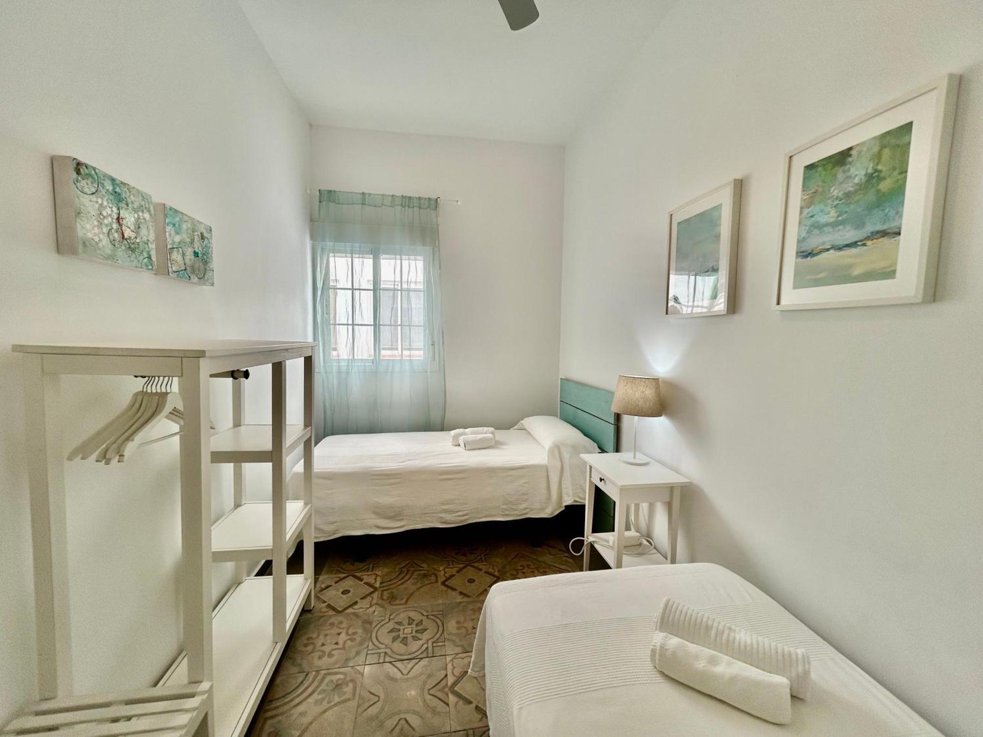 Acogedor Apt 8Pax 4Bdr 2Bth - Cozyhomesevilla1 מראה חיצוני תמונה